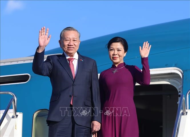 Tổng Bí thư Tô Lâm và Phu nhân bắt đầu thăm cấp Nhà nước Cộng hòa Kazakhstan