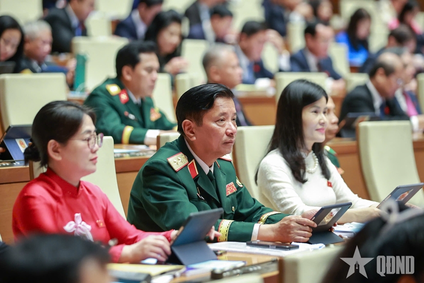 Đề xuất cụ thể hóa chủ trương hỗ trợ cán bộ chuyển nơi ở khi sáp nhập tỉnh