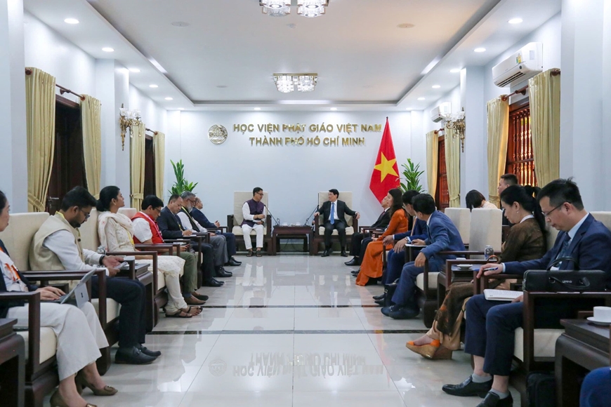 Chủ tịch nước Lương Cường tiếp Bộ trưởng các vấn đề Nghị viện và Dân tộc thiểu số Ấn Độ