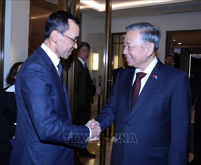 Tổng Bí thư Tô Lâm hội kiến Chủ tịch Thượng viện Cộng hòa Kazakhstan