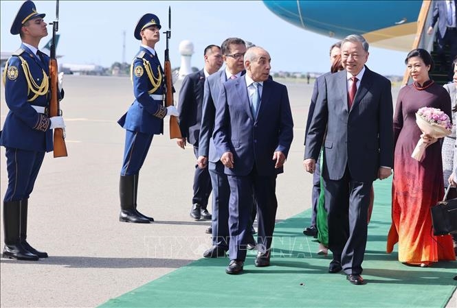 Tổng Bí thư Tô Lâm và phu nhân bắt đầu thăm cấp Nhà nước Cộng hòa Azerbaijan
