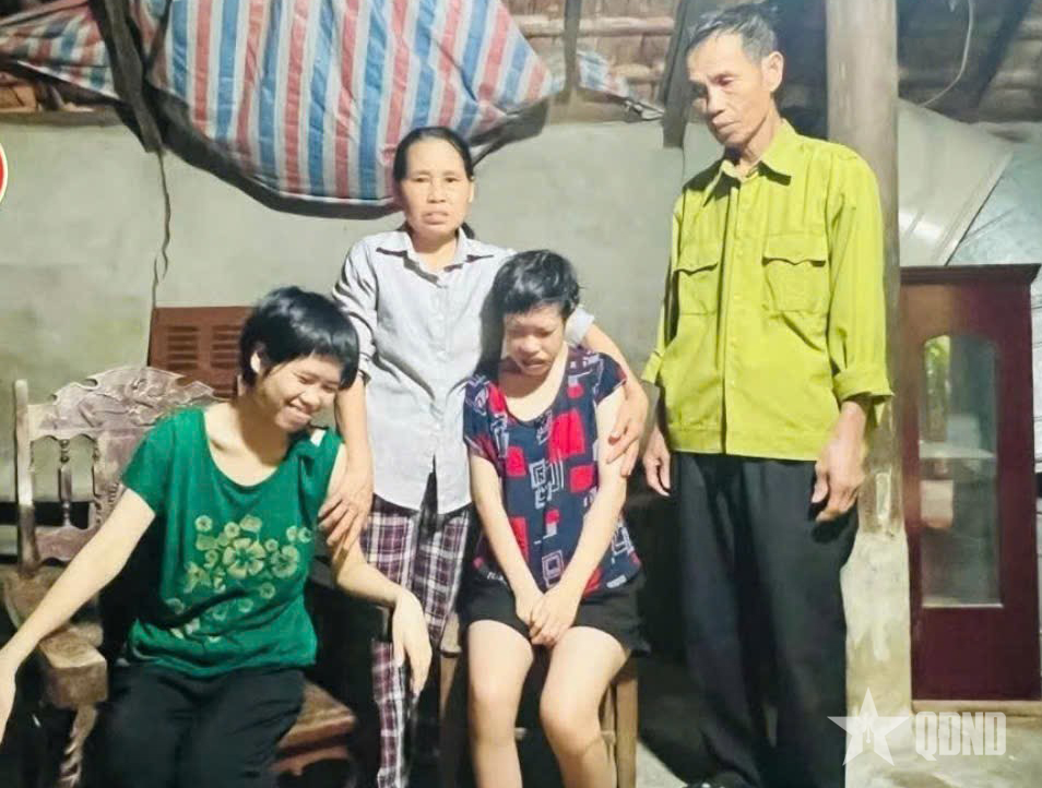 Nghĩa tình đồng đội: Cảm thương hoàn cảnh gia đình Trung úy Nguyễn Trọng Bá Nghĩa tình đồng đội: Cảm thương hoàn cảnh gia đình Trung úy Nguyễn Trọng Bá