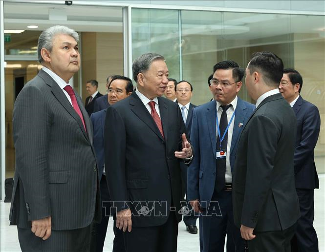 Tổng Bí thư Tô Lâm thăm Trung tâm Tài chính quốc tế Astana của Kazakhstan