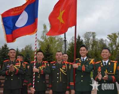 View - 	Đoàn Quân đội nhân dân Việt Nam giao lưu với đoàn Lào và Trung Quốc