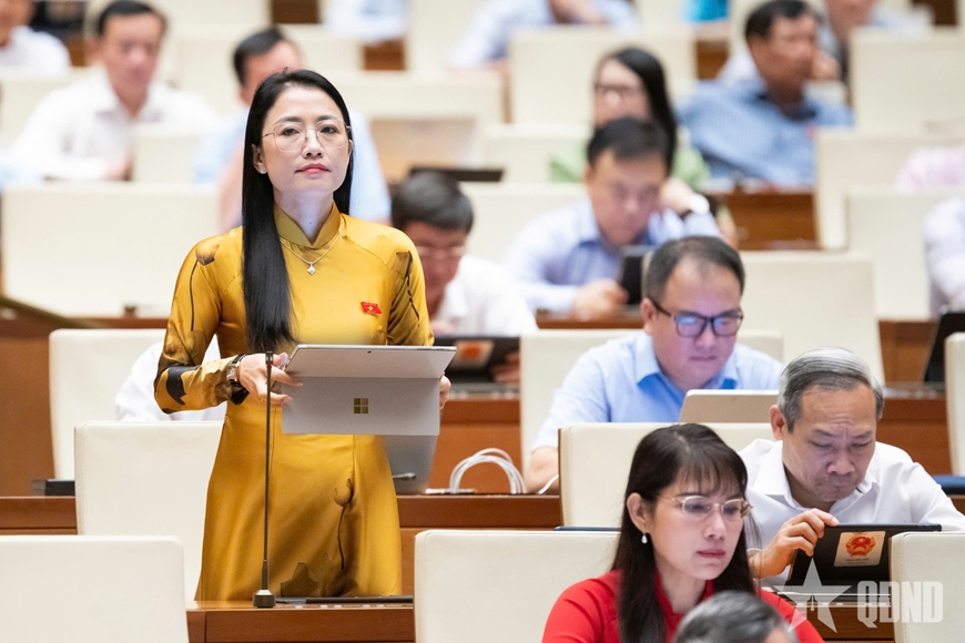 Yêu cầu người nổi tiếng quảng cáo sai phải bồi thường