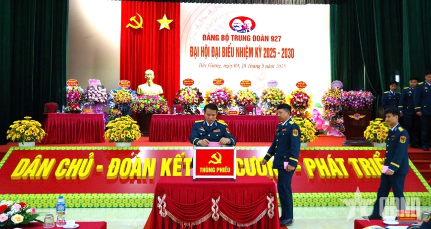 Đảng bộ Trung đoàn 927 quyết tâm hoàn thành tốt “3 đột phá”