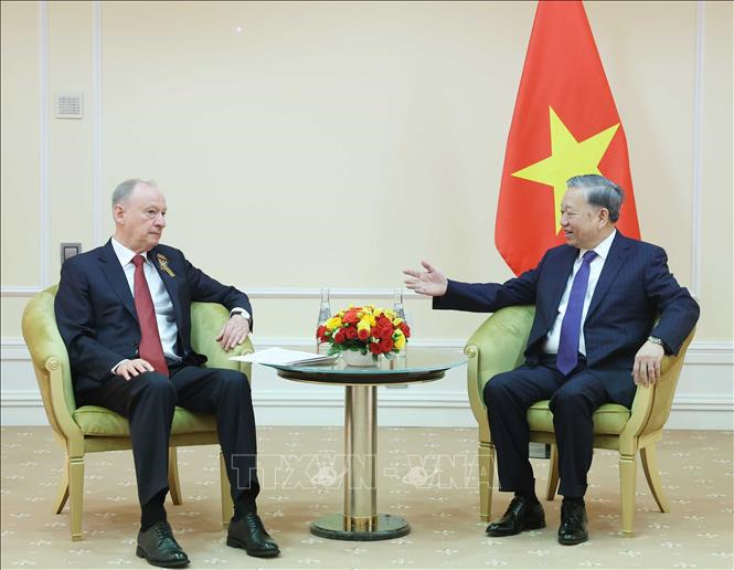 Tổng Bí thư Tô Lâm gặp Chủ tịch Đảng Cộng sản Liên bang Nga