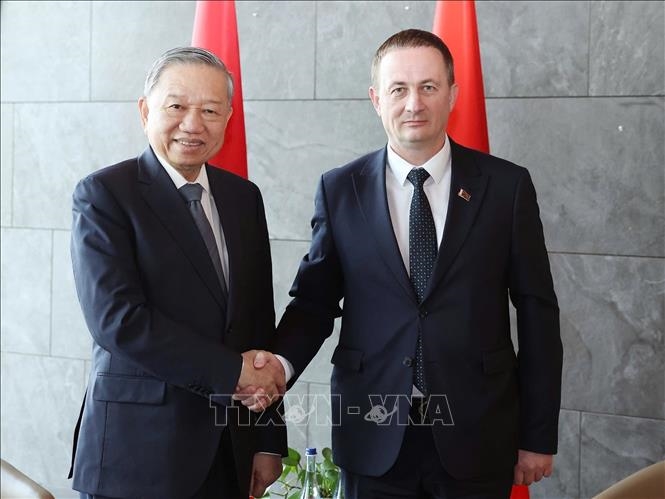 Tổng Bí thư Tô Lâm hội kiến Thủ tướng Belarus Aleksandr Turchin