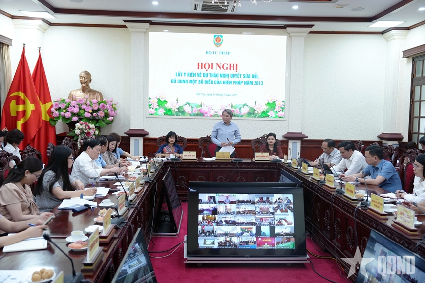 Bộ Tư pháp tổ chức hội nghị lấy ý kiến về sửa đổi Hiến pháp