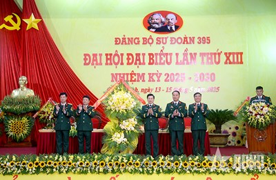 View - 	Trung tướng Đỗ Xuân Tụng dự Đại hội Đảng bộ Sư đoàn 395, Quân khu 3