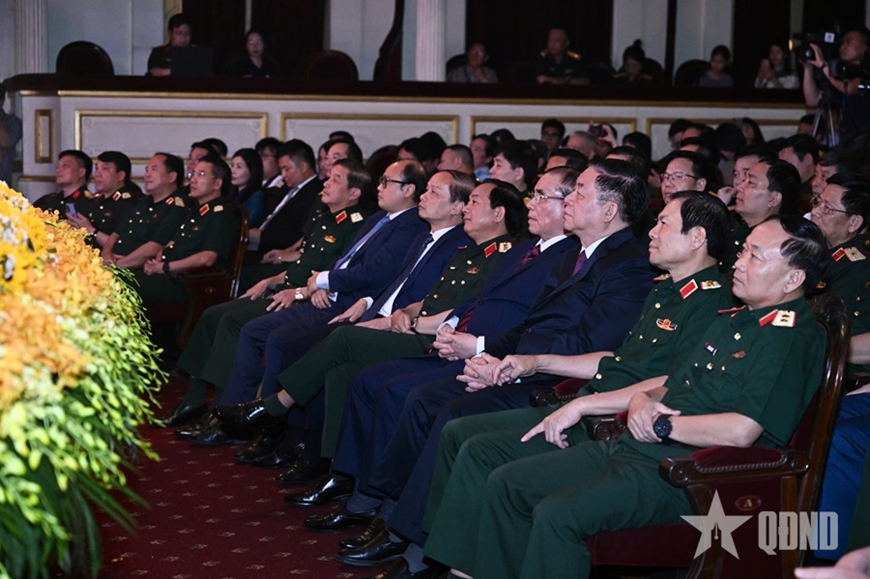 Tổng kết, trao giải Cuộc thi viết “Bảo vệ nền tảng tư tưởng của Đảng trong tình hình mới” lần thứ 4 (2024 - 2025), phát động Cuộc thi viết lần thứ 5 (2025 - 2026)