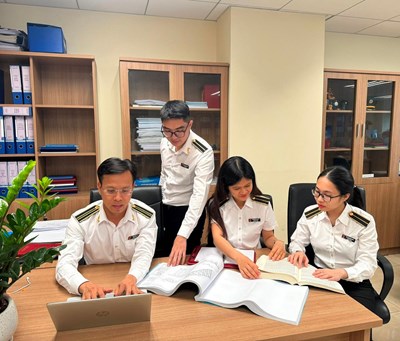 Quản Lý Quỹ Tài Chính Ngoài Ngân Sách: Đề Xuất Cải Cách Để Nâng Cao Hiệu Quả