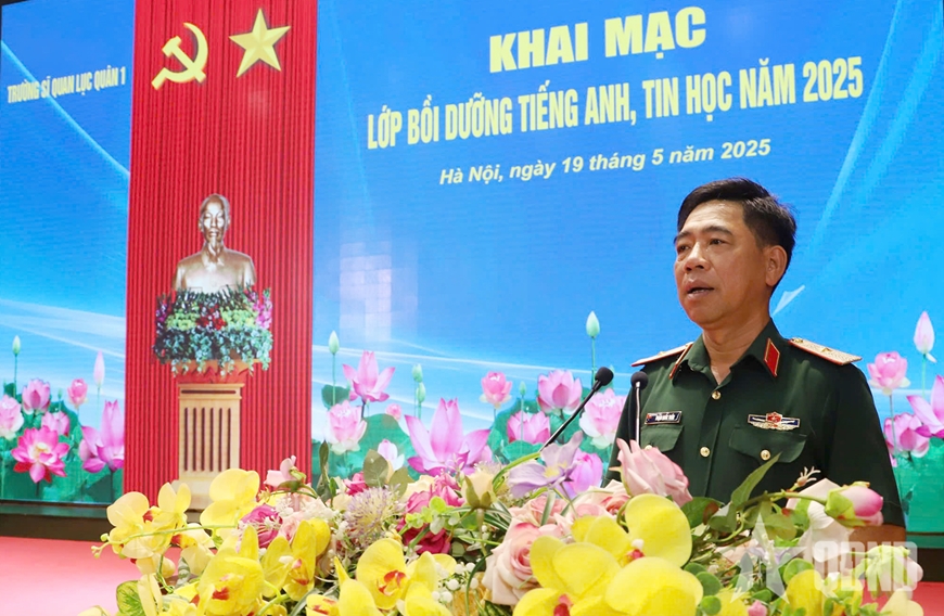 Trường Sĩ quan Lục quân 1: Khai mạc lớp bồi dưỡng tiếng Anh, Tin học năm 2025