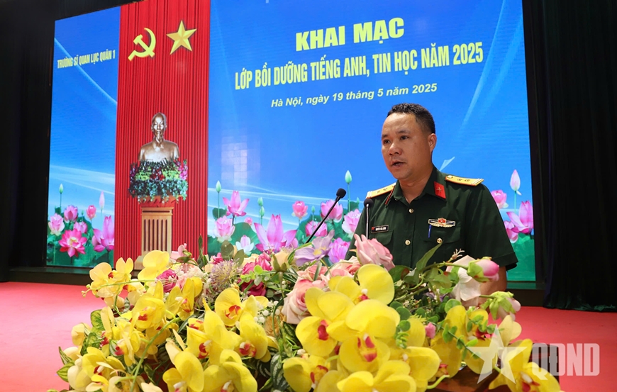 Trường Sĩ quan Lục quân 1: Khai mạc lớp bồi dưỡng tiếng Anh, Tin học năm 2025