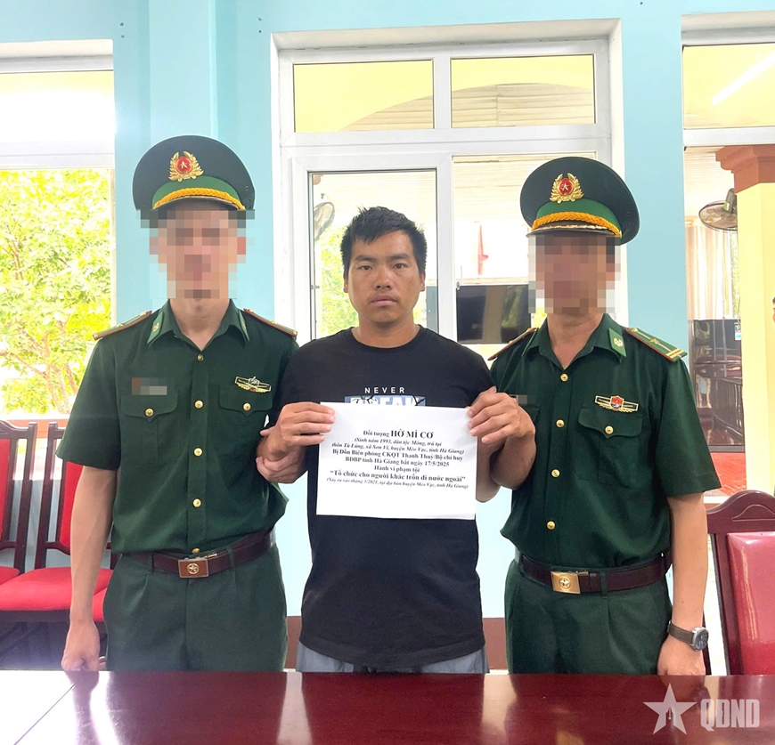 Đồn Biên phòng Cửa khẩu Quốc tế Thanh Thủy: Bắt 2 đối tượng tổ chức cho người khác trốn đi nước ngoài