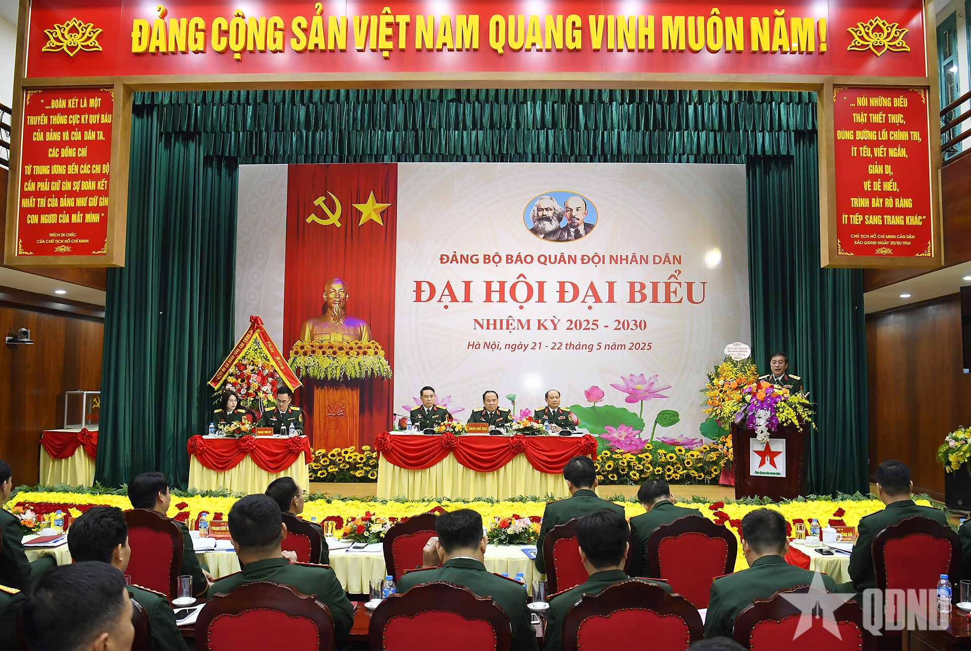 Trung tướng Trương Thiên Tô dự, chỉ đạo Đại hội đại biểu Đảng bộ Báo Quân đội nhân dân nhiệm kỳ 2025-2030