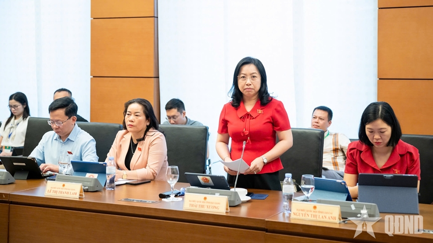 Chủ tịch Quốc hội: Tiếp tục cải cách thể chế, quyết đạt tăng trưởng 8% trở lên năm 2025