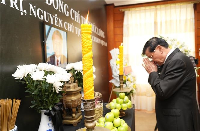 Lãnh đạo Đảng, Nhà nước Lào viếng nguyên Chủ tịch nước Trần Đức Lương