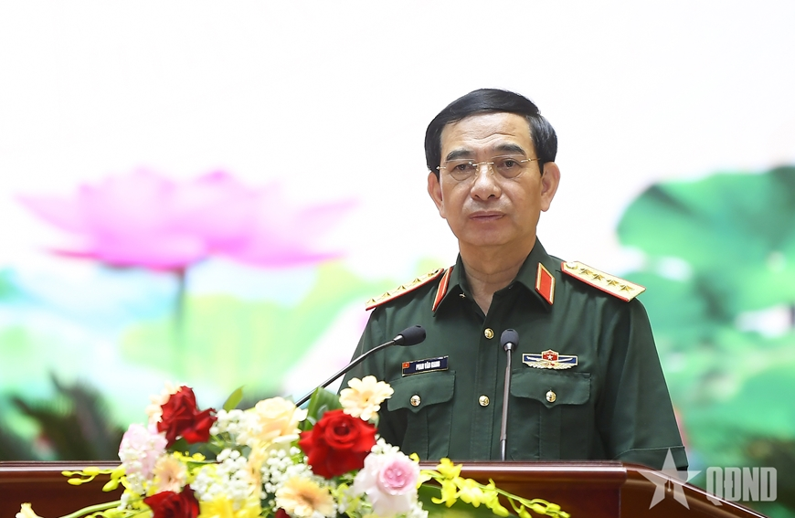 Đại tướng Phan Văn Giang chủ trì hội nghị lấy ý kiến dự thảo Nghị quyết về sửa đổi, bổ sung một số điều của Hiến pháp năm 2013