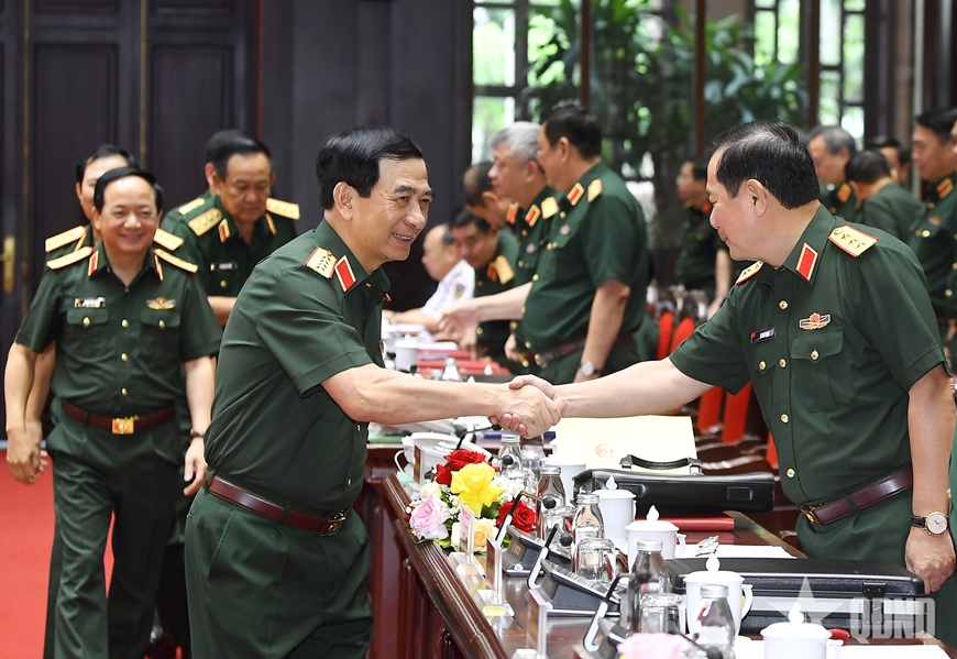 Đại tướng Phan Văn Giang chủ trì hội nghị lấy ý kiến dự thảo Nghị quyết về sửa đổi, bổ sung một số điều của Hiến pháp năm 2013