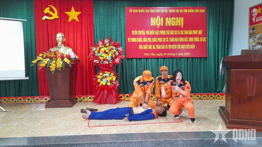 Nâng cao năng lực ứng phó thiên tai, tìm kiếm cứu nạn trên biển