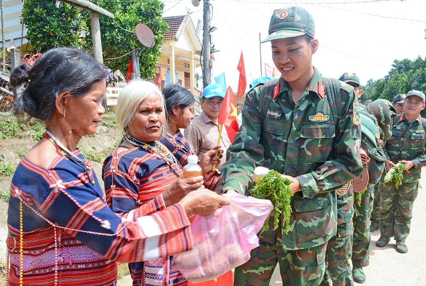 Xây nhà, dựng niềm tin cho nhân dân