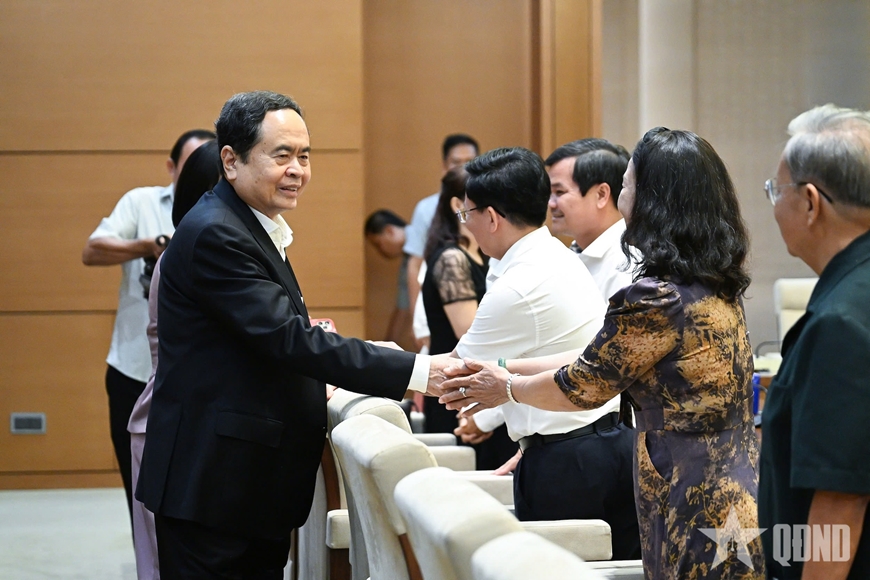 Chủ tịch Quốc hội Trần Thanh Mẫn gặp mặt đại biểu Quốc hội các khóa tỉnh Hậu Giang