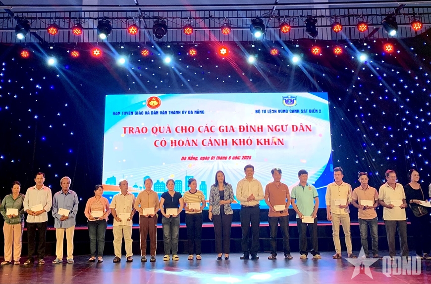 Đặc sắc chương trình liên hoan văn nghệ “Vượt sóng vươn xa”