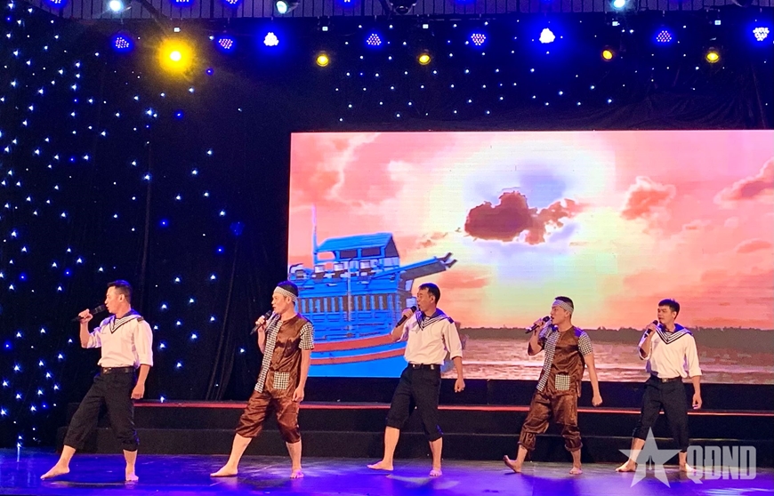 Đặc sắc chương trình liên hoan văn nghệ “Vượt sóng vươn xa”