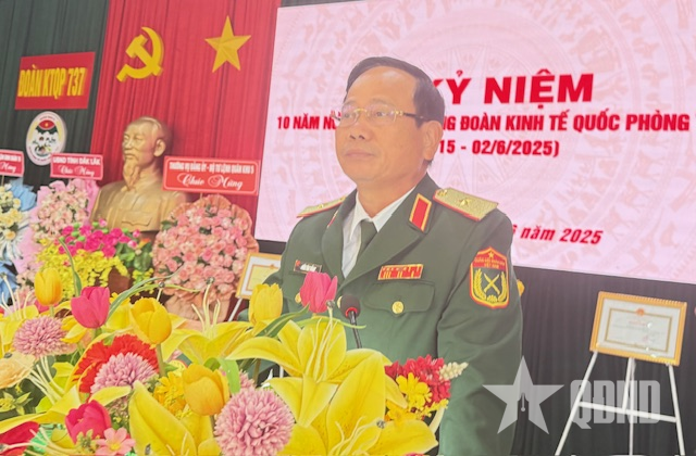 Đoàn Kinh tế - Quốc phòng 737 (Quân khu 5) kỷ niệm 10 năm Ngày truyền thống