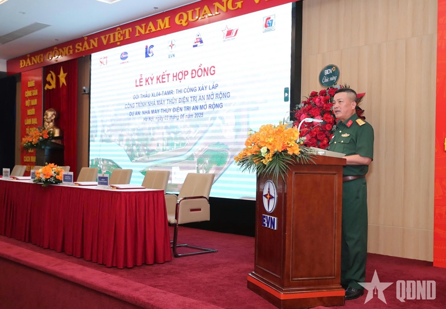 Ký hợp đồng gói thầu thi công xây lắp công trình Nhà máy Thủy điện Trị An mở rộng