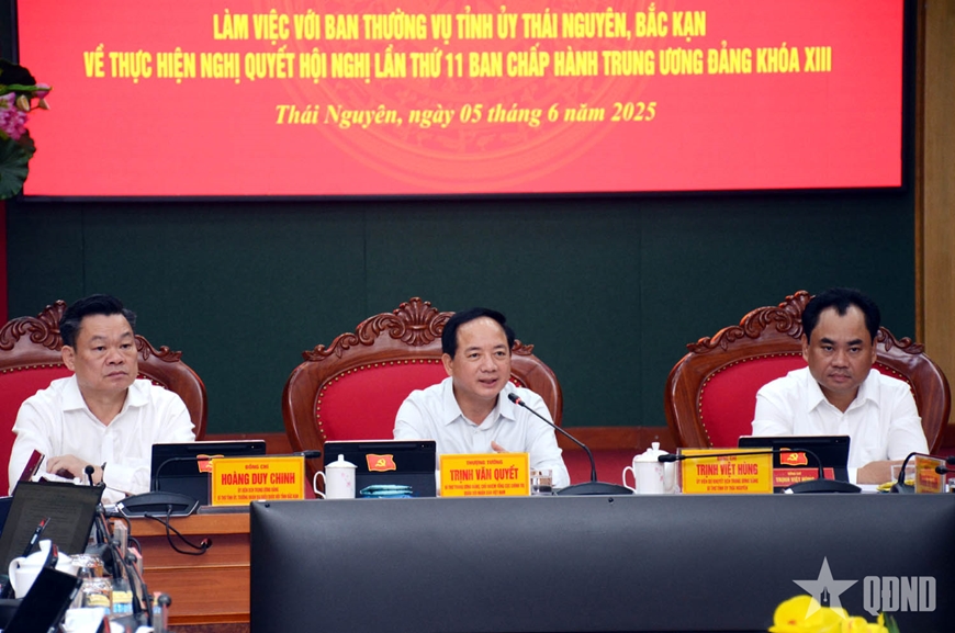 Thượng tướng Trịnh Văn Quyết chủ trì làm việc với Ban Thường vụ Tỉnh ủy Thái Nguyên và Bắc Kạn