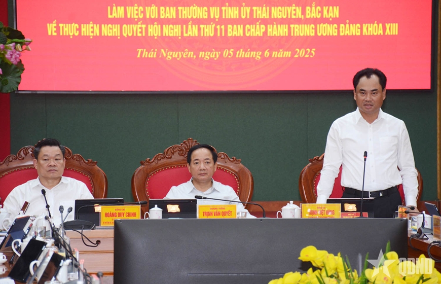 Thượng tướng Trịnh Văn Quyết chủ trì làm việc với Ban Thường vụ Tỉnh ủy Thái Nguyên và Bắc Kạn