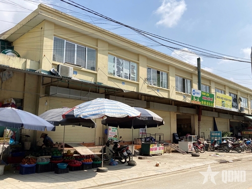 Hàng loạt tiểu thương đóng cửa, dừng kinh doanh: Vì sao? - Bài 1: Làn sóng... đóng cửa