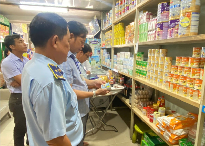 Chống buôn lậu ở biên giới An Giang