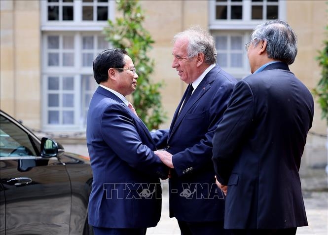 Thủ tướng Phạm Minh Chính hội đàm với Thủ tướng Pháp Francois Bayrou
