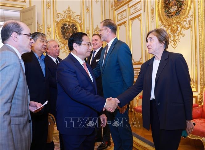 Thủ tướng Phạm Minh Chính hội đàm với Thủ tướng Pháp Francois Bayrou
