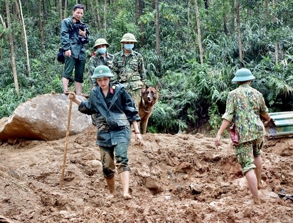 Báo chí nhân văn trên nền tảng đạo đức và pháp luật