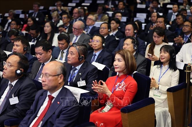 Thủ tướng Phạm Minh Chính: Chính phủ kiến tạo, doanh nghiệp bắt tay kết nối hai nền kinh tế Việt Nam - Pháp