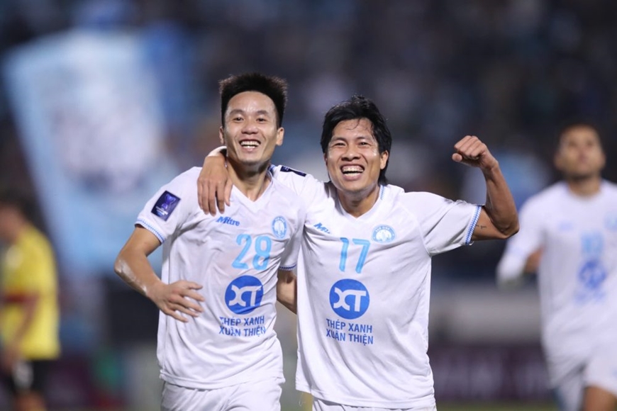 Tin thể thao (11-6): Đội tuyển Việt Nam tụt hạng, Thái Lan thua đau
