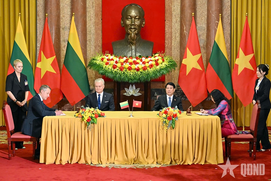 Chủ tịch nước Lương Cường hội đàm với Tổng thống Litva