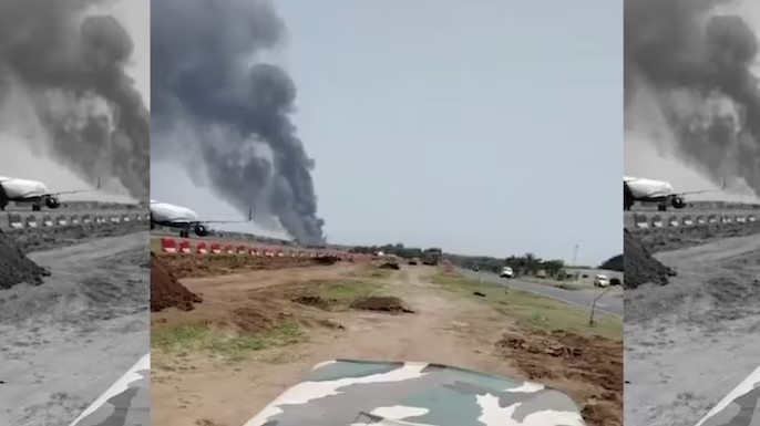 Rơi máy bay ở Ấn Độ