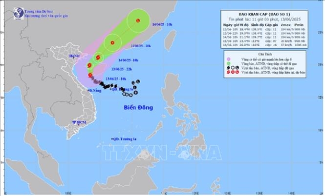 Bão số 1 tăng cấp và di chuyển về hướng đảo Hải Nam (Trung Quốc)