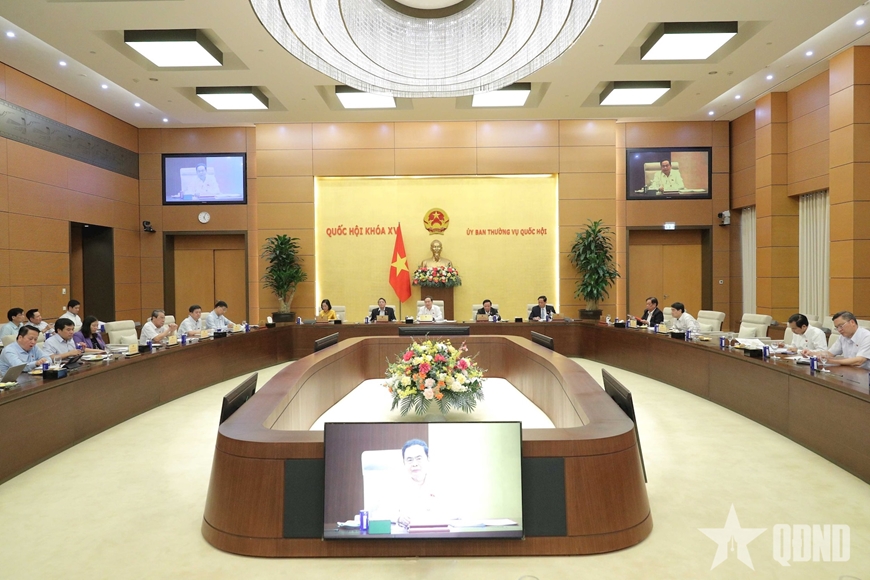Rút ngắn trình tự, thủ tục, tạo cơ chế đặc thù thúc tiến độ các dự án đường sắt