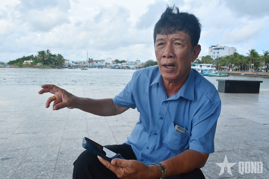 Người “vác tù và” đảo ngọc