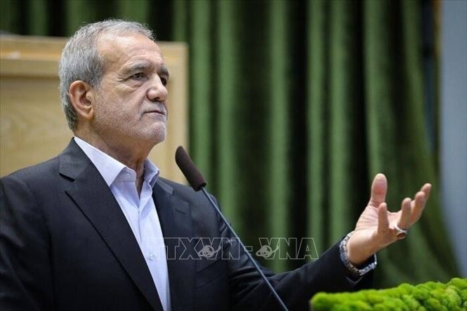 Tổng thống Iran nêu điều kiện để nối lại đàm phán với Mỹ