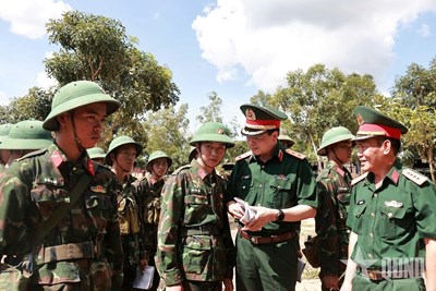 View - 	Tư lệnh Quân đoàn 34 kiểm tra công tác huấn luyện sẵn sàng chiến đấu