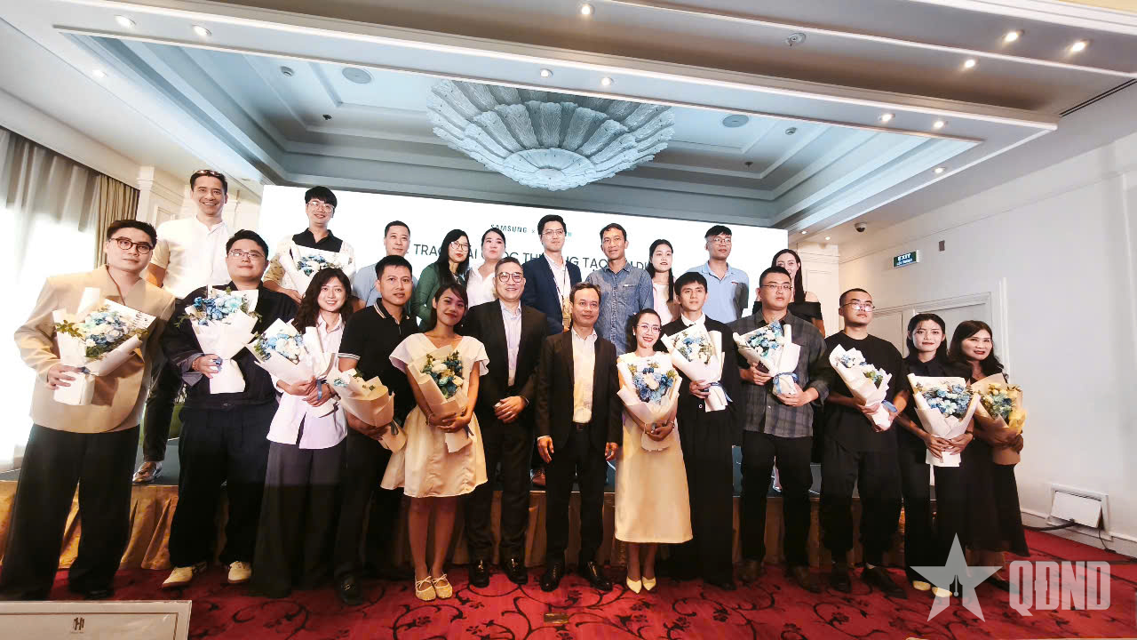 Trao giải Cuộc thi sáng tạo nội dung “Galaxy AI hiểu tiếng Việt, tôn vinh du lịch Việt”