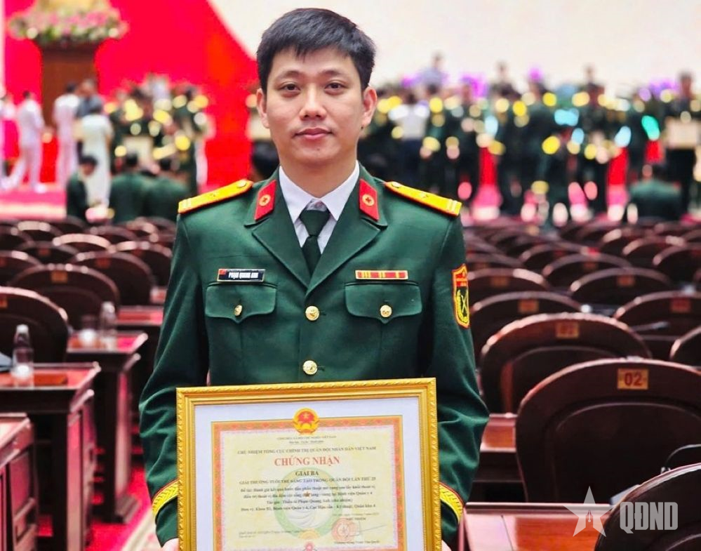 Phẫu thuật mở cung sau: “Hồi sinh” bệnh nhân thoát vị đĩa đệm