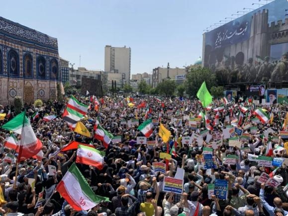Căng thẳng Israel-Iran: Iran không kích, tiếng nổ vang khắp các thành phố của Israel